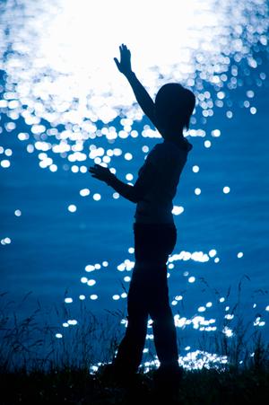 自宅での効率的な筋トレ方法を紹介！プッシュアップバーの活用テクニックを大公開！